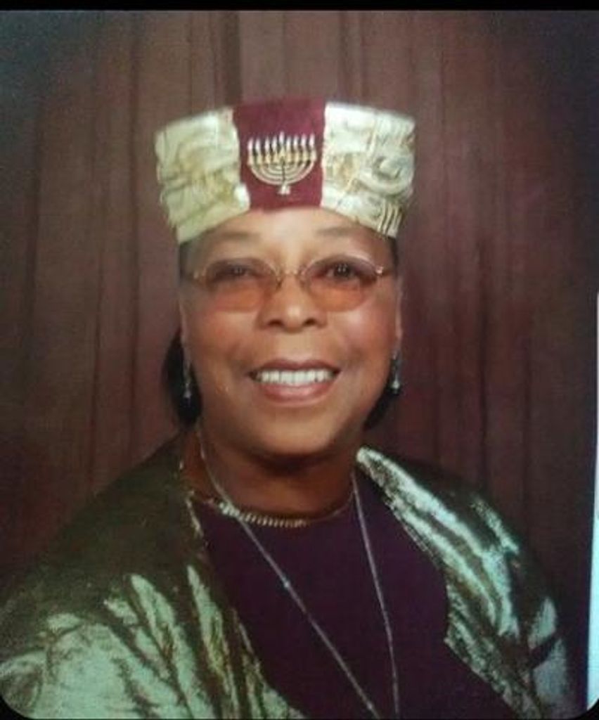 Floristine Yancey-Jones Profile Photo