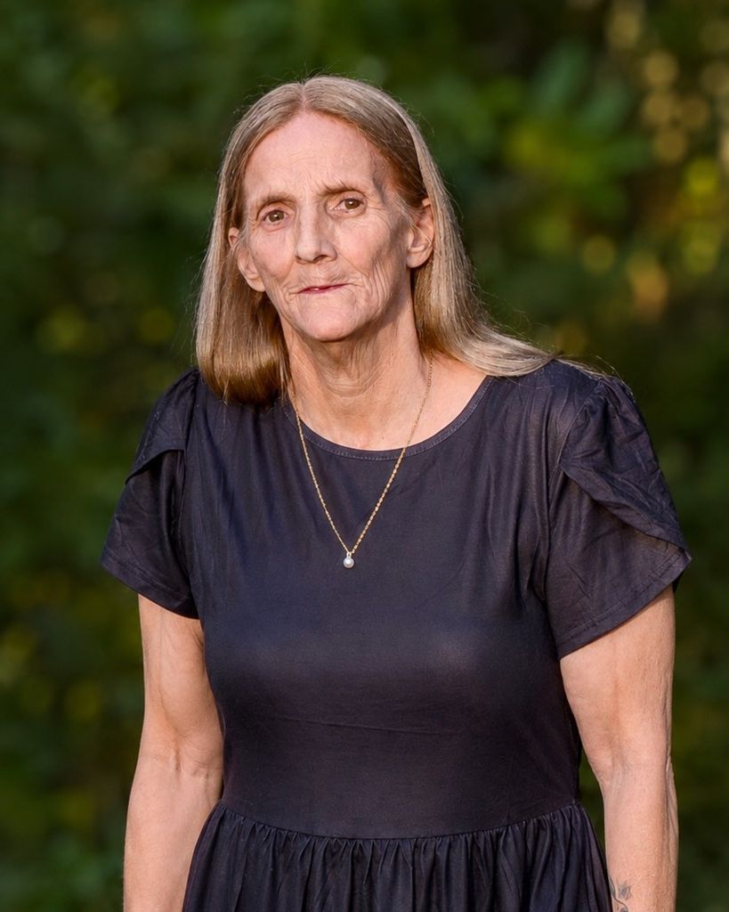 Donna Lee Warner Profile Photo