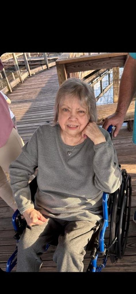 Brenda Holden Profile Photo