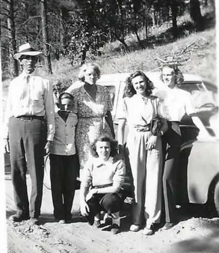 Marietta Ricke photo gallery thumbnail 10 of 25