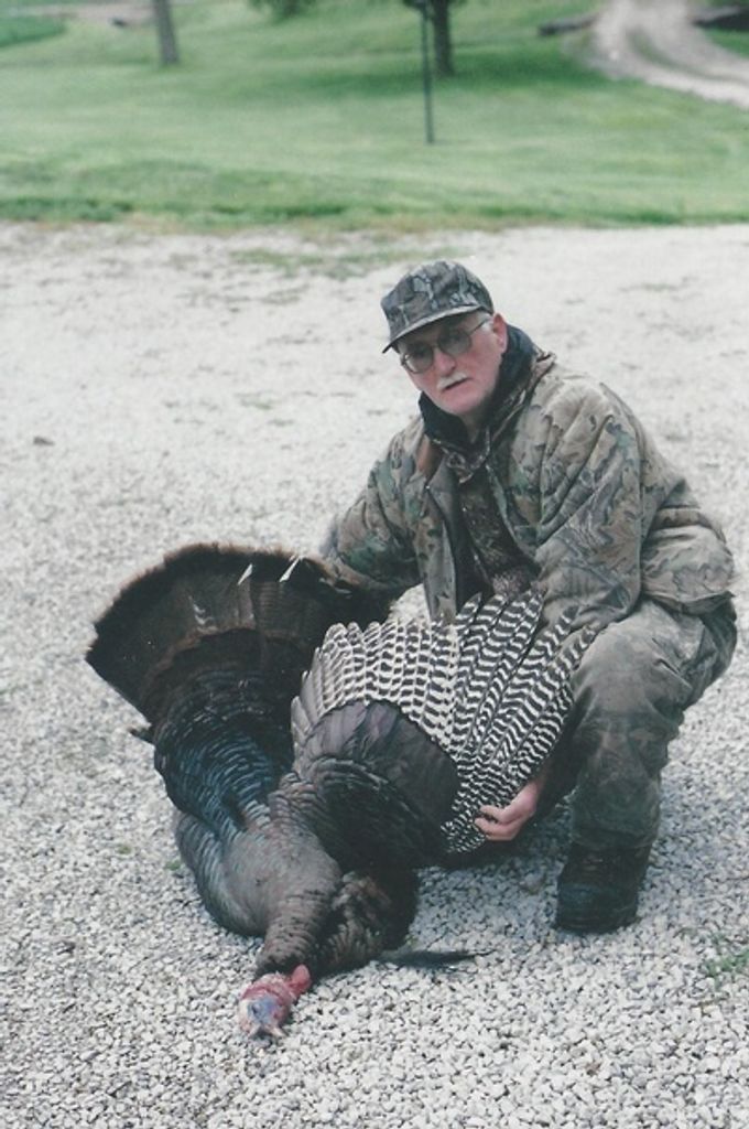 Arnold J. Bischoff Profile Photo