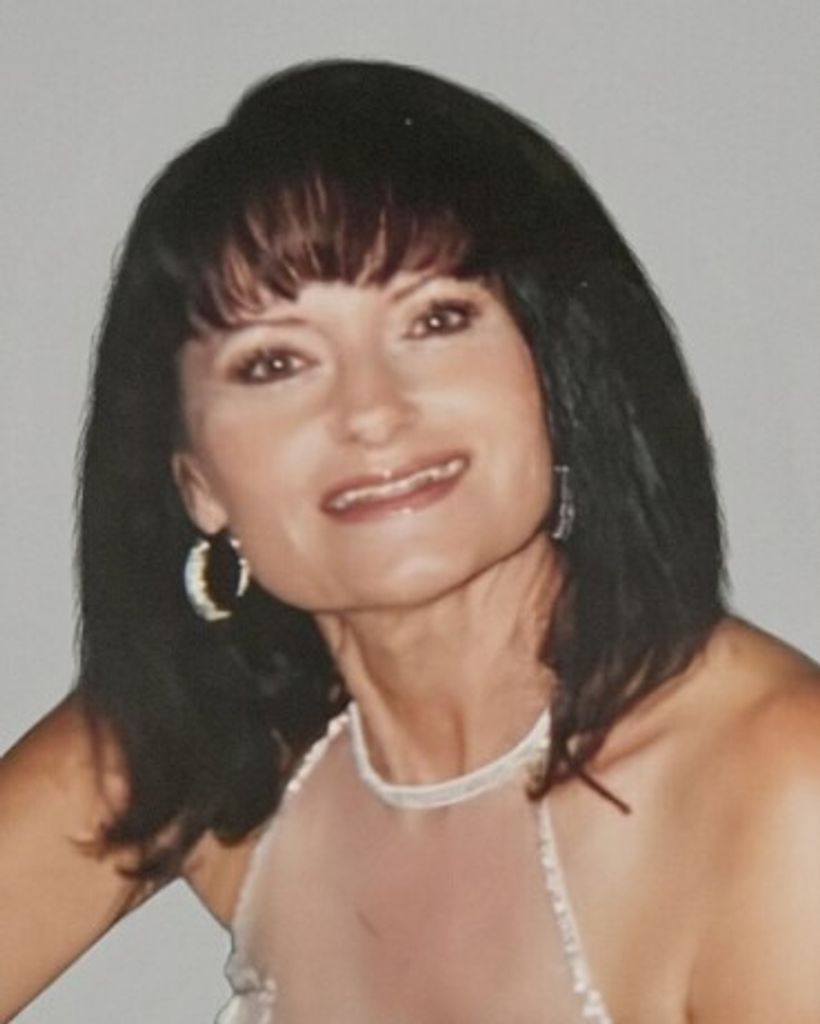 Ursula Lenitzki Levens Profile Photo