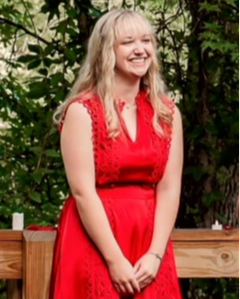 Megan Elisabeth Giles Profile Photo