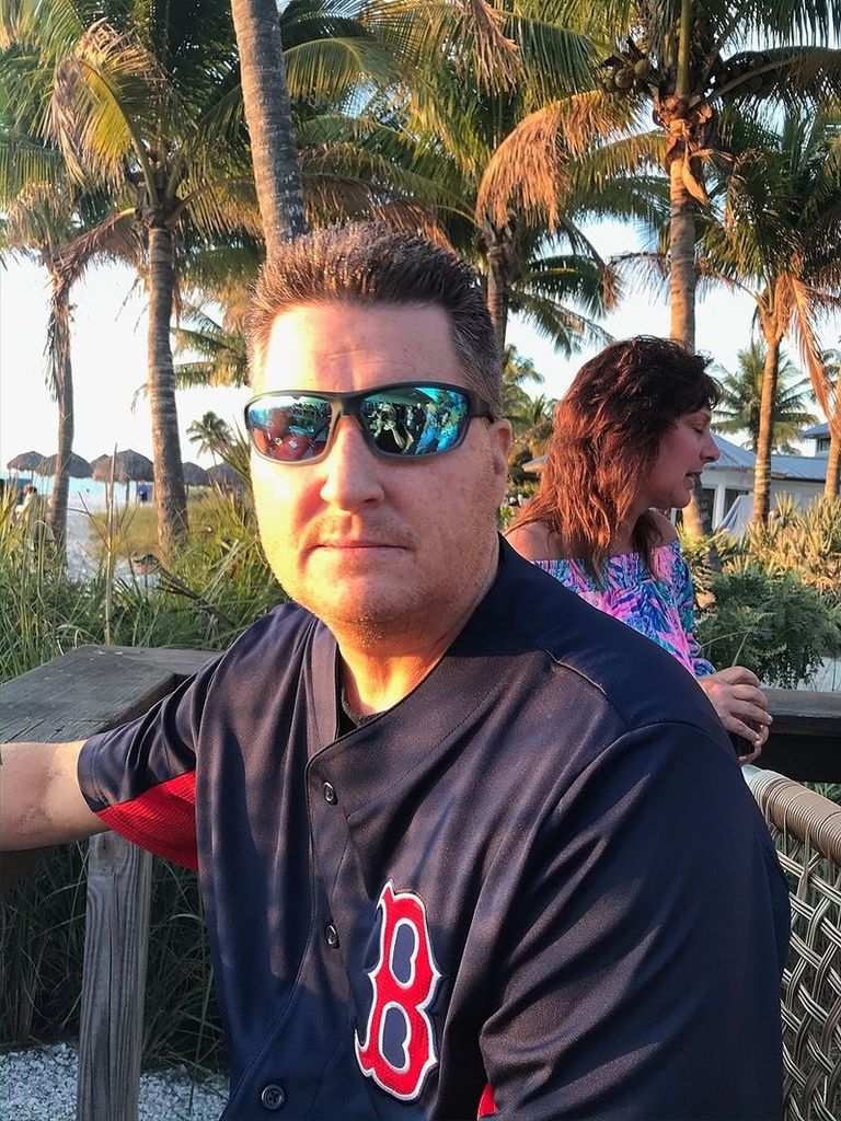 Keith R. McKenna