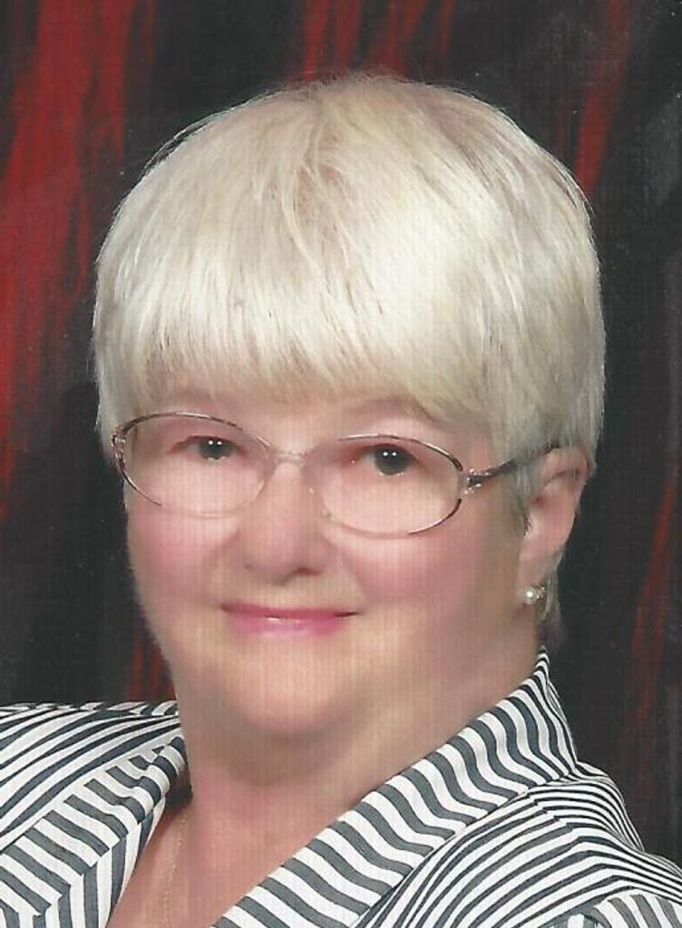 Justine E. (Travis)  Hake Profile Photo