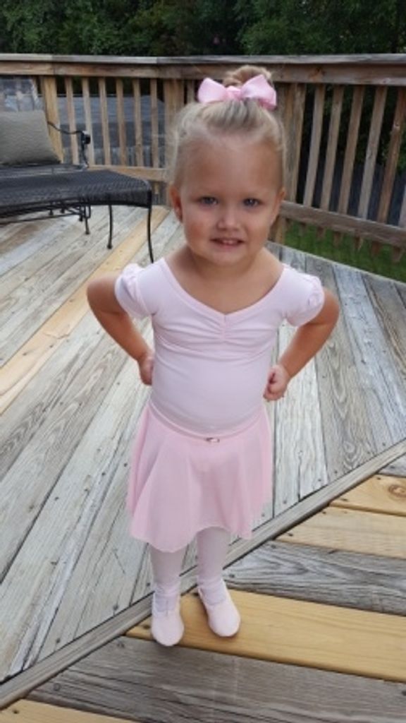 Lillie Nicole Hall Profile Photo