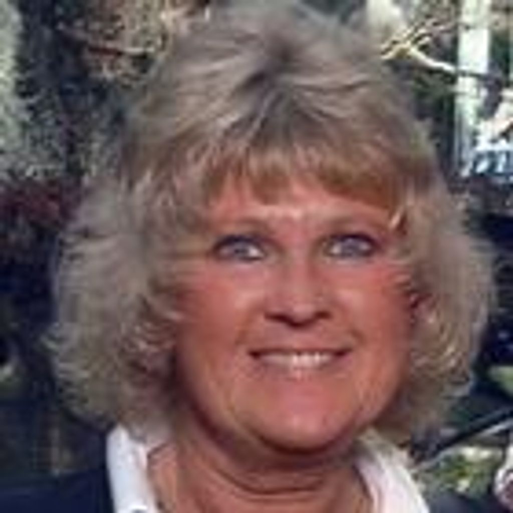 Alexis C. Hackenbracht Profile Photo