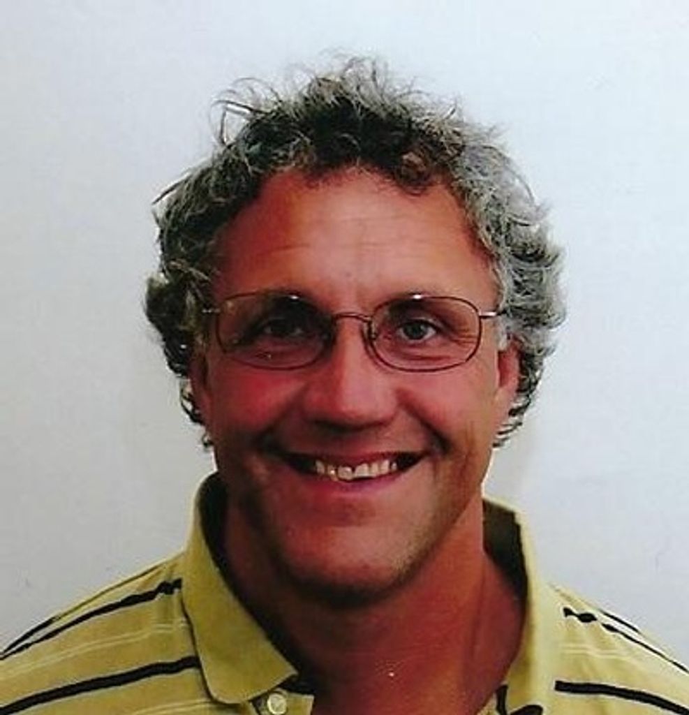 Douglas George Sarata