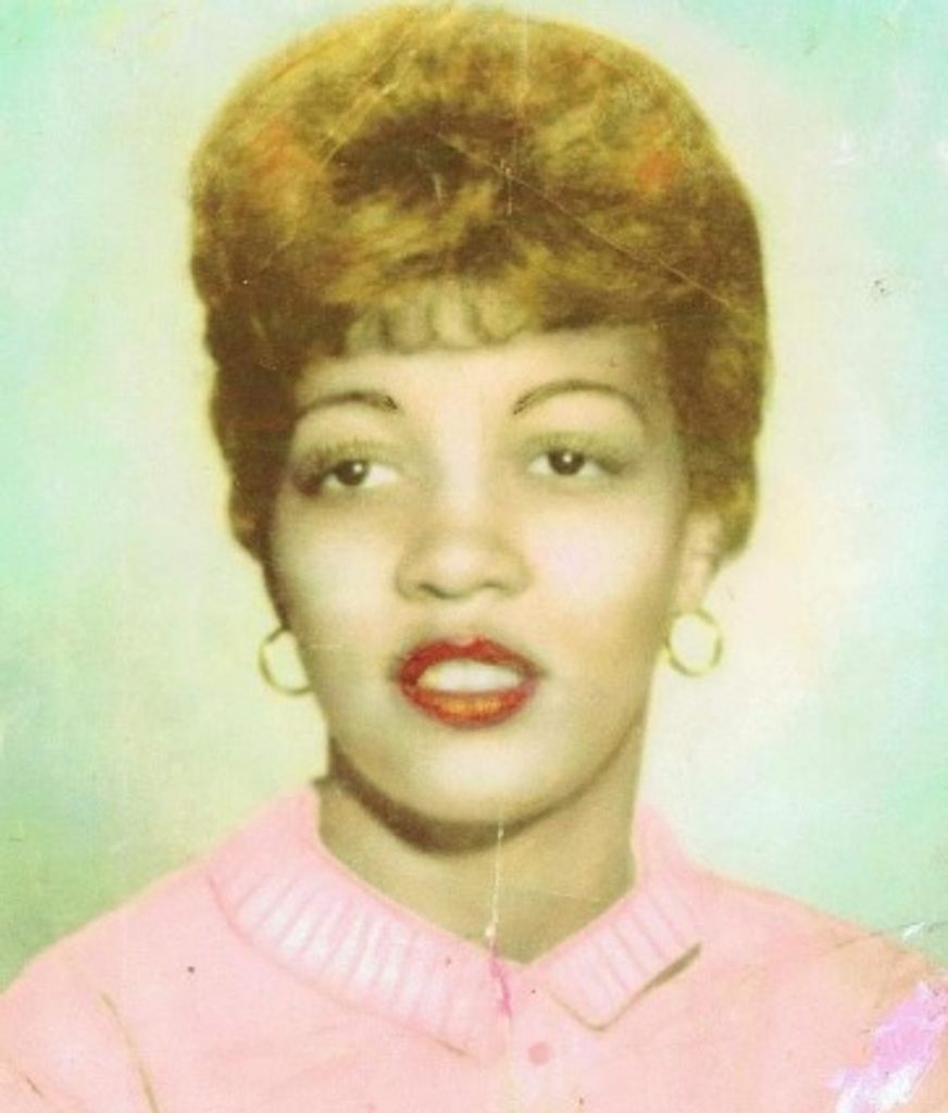 Helen Morton-Johnson Profile Photo