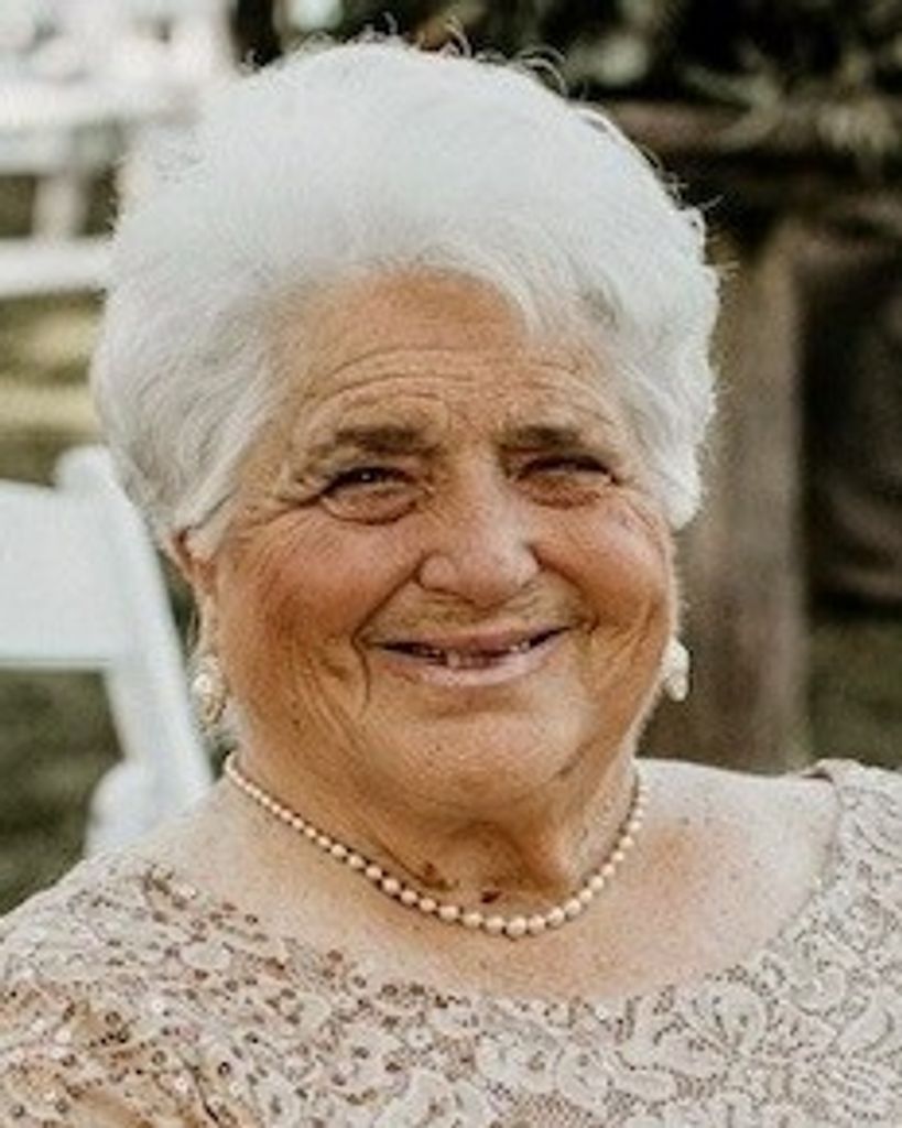 Johnsie Louise Kee