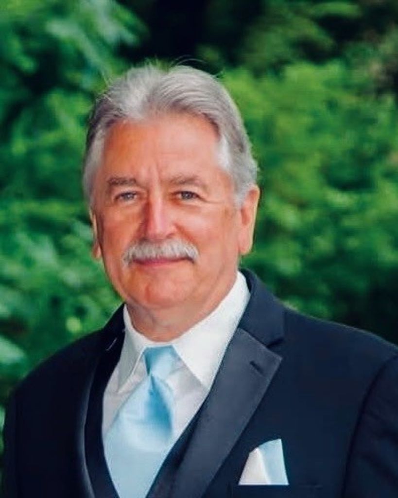 Daniel Fink Profile Photo