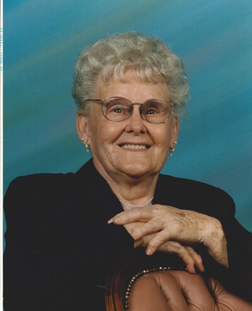 Laura M. Groomes