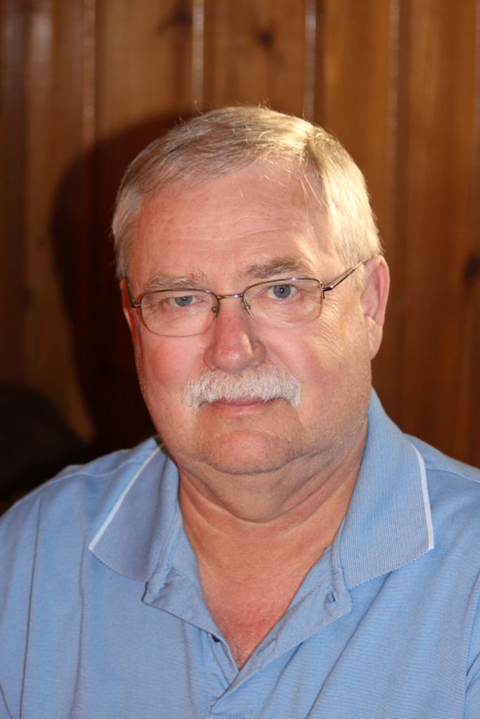 Stanley Lesley Sauer
