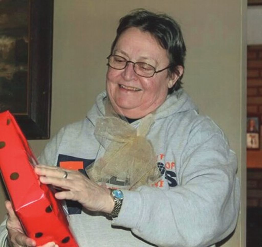 Lynn Ann Knaus Profile Photo