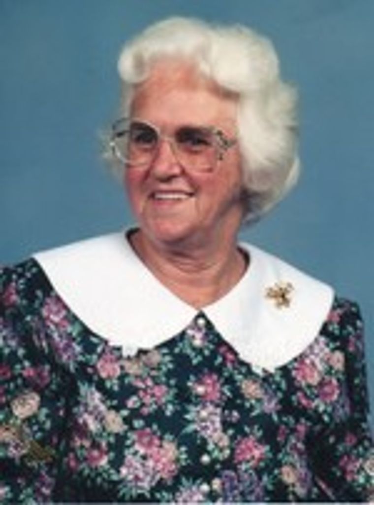 Gladys M Wright