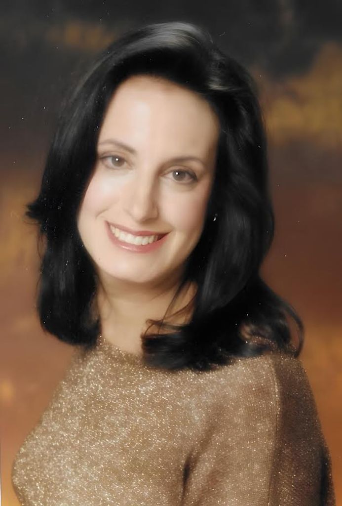 Claire Coppola Profile Photo