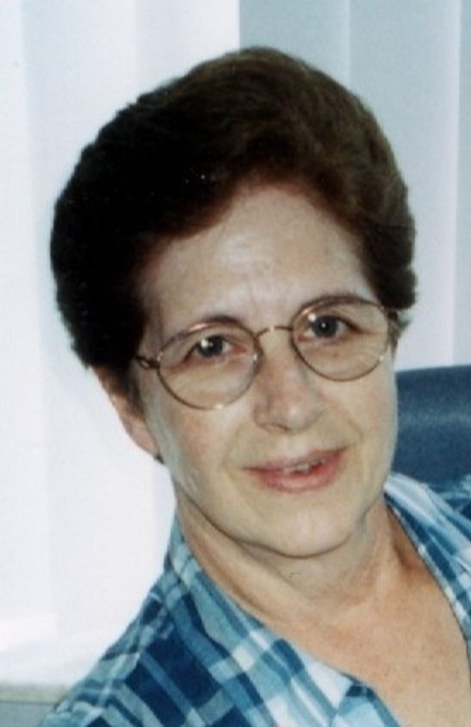 Joan K Frazier (Daniels)