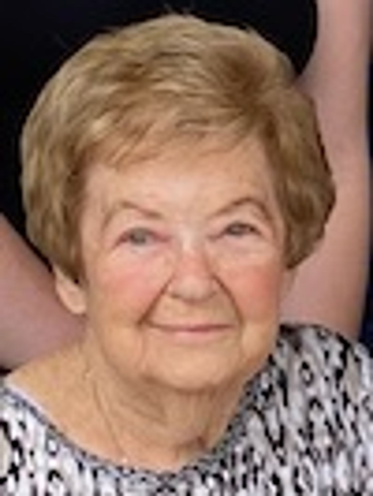 Sally (Linderman)  Goloubow photo gallery image 1 of 1