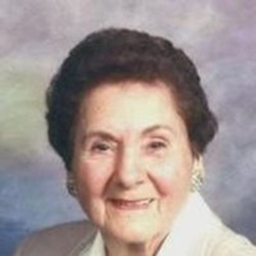 Evelyn M Drengler