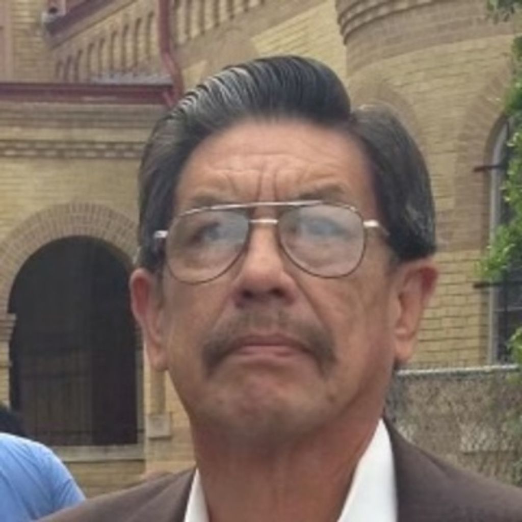 Roberto Yzaguirre Perez