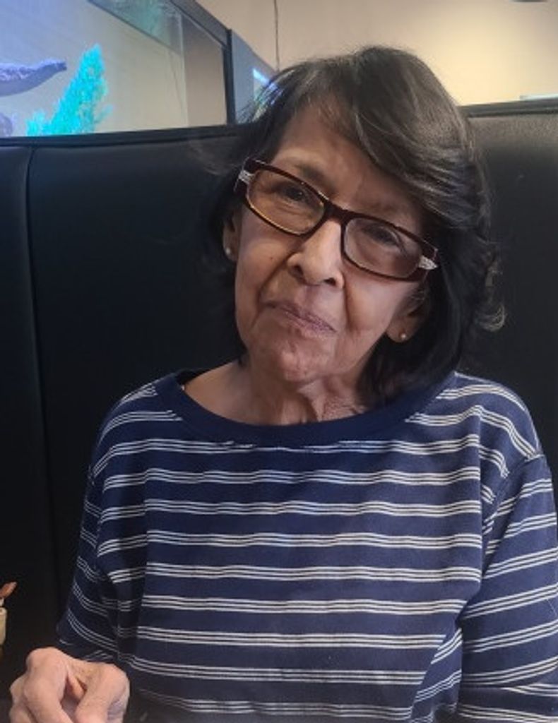 Teresa (Esparza)  Estolano