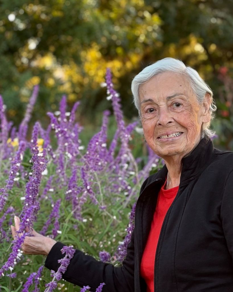 Lilly Carrillo Profile Photo