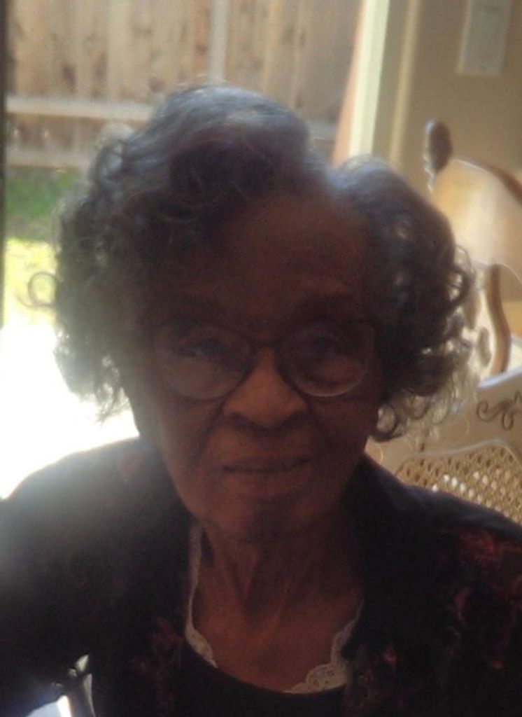 Naomi Vanburen Bolds Profile Photo