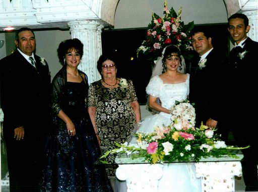 Isabel O. Gonzalez photo gallery thumbnail 13 of 49
