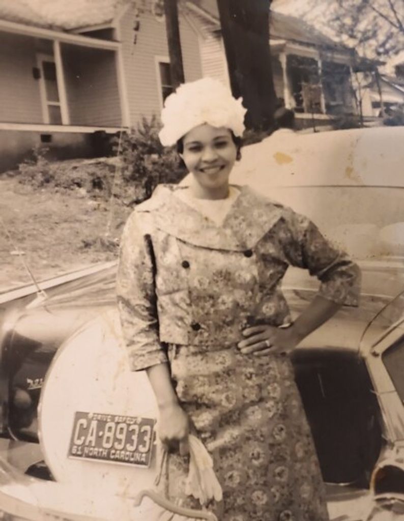 Mrs. Lee Anna Williams