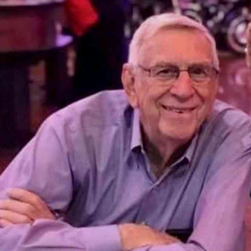 Thomas Lee Queen Profile Photo