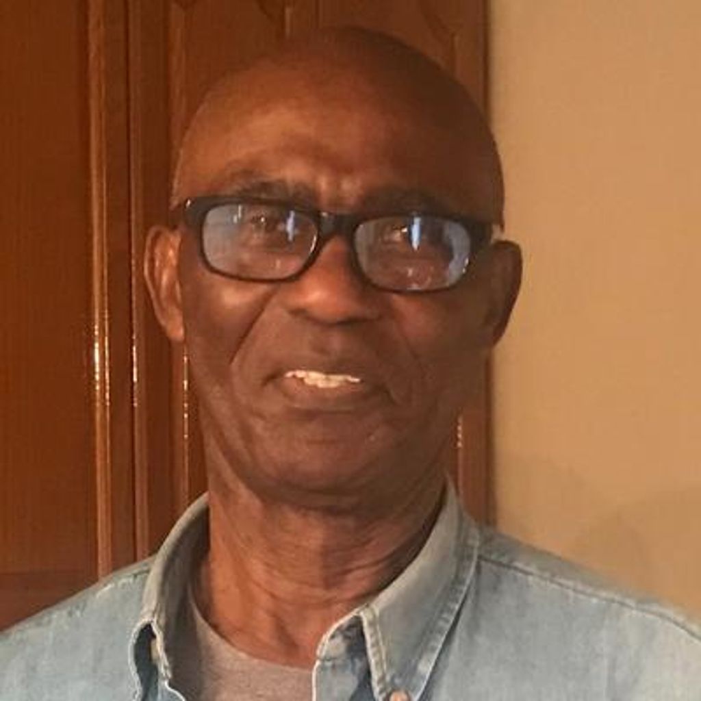 Donald Tomlinson Profile Photo