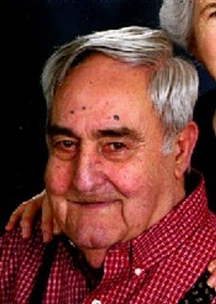 Cecil Mayer Profile Photo