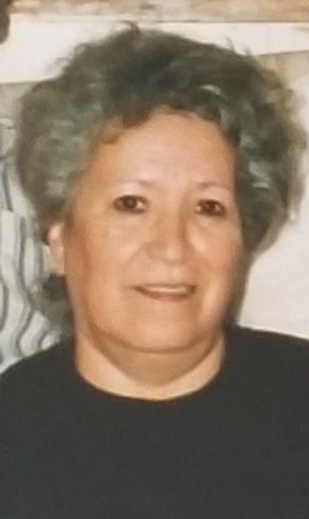 Elizabeth Lacroix Lohnes Profile Photo