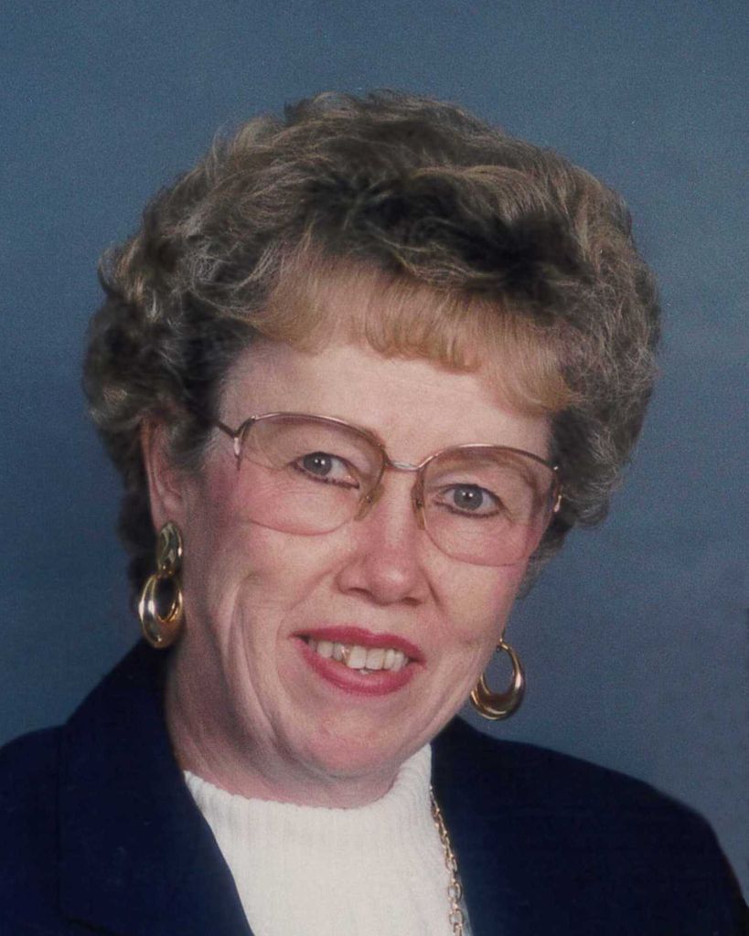 Lola Hodge Profile Photo