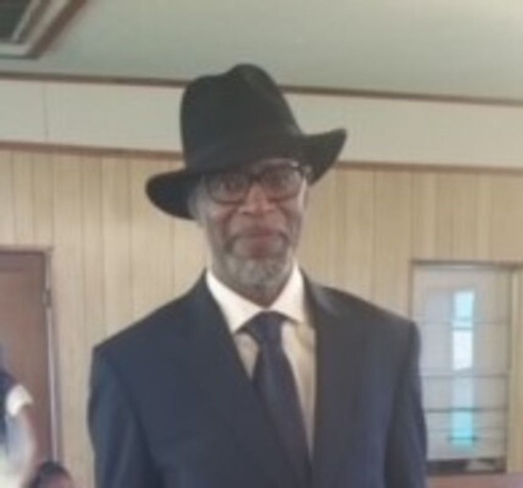 Morris Lewis Profile Photo