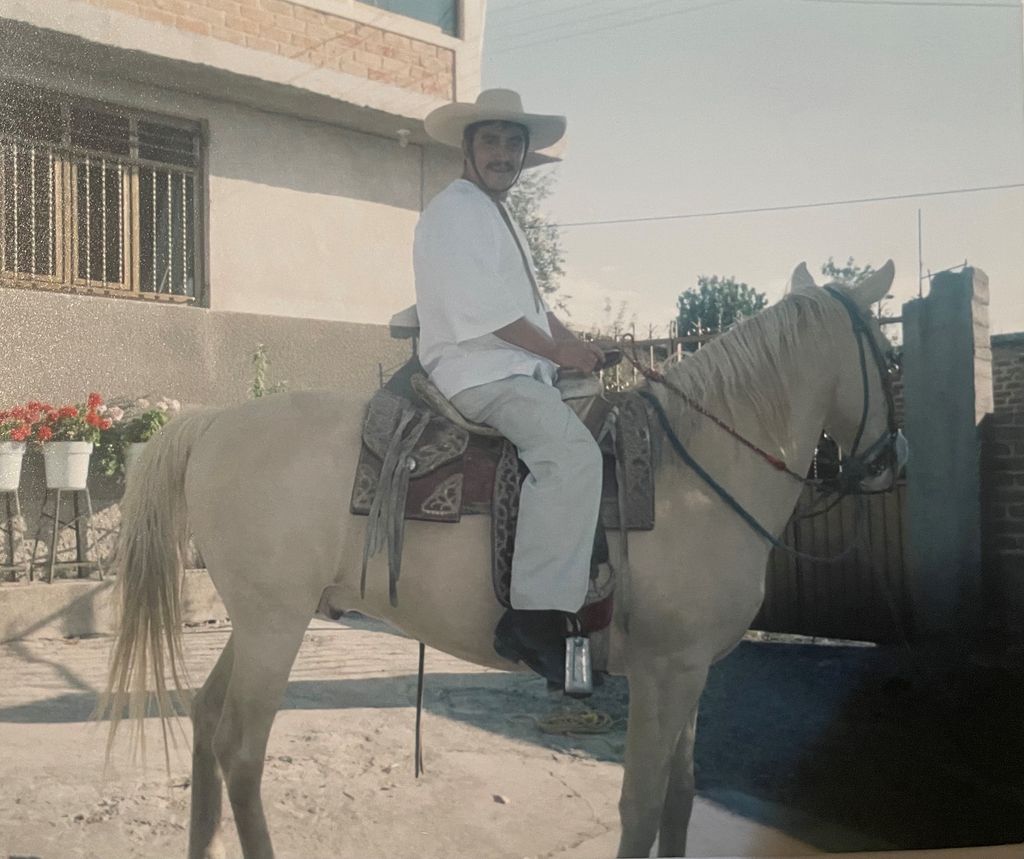 Javier Castillo Profile Photo