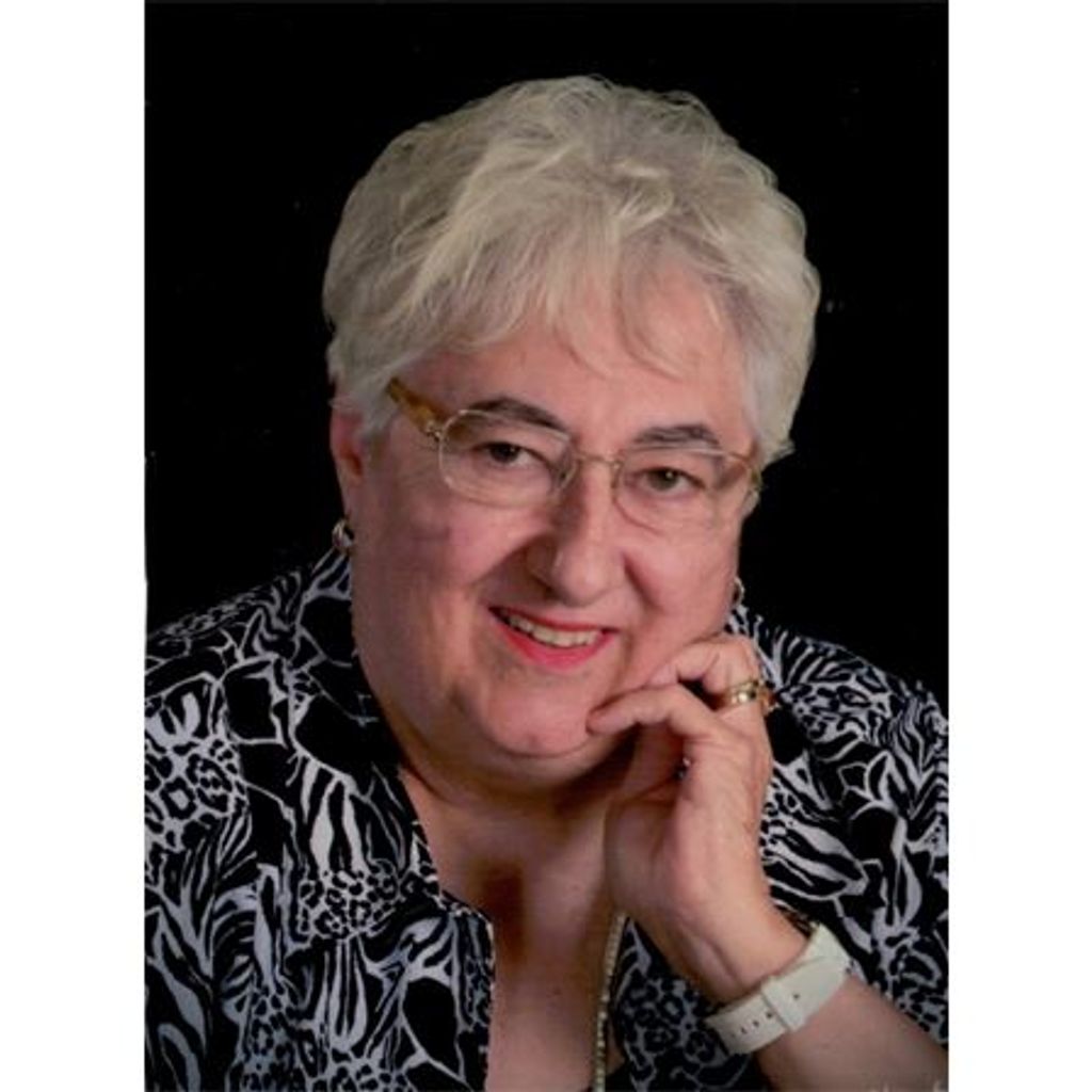 Shirley Holland