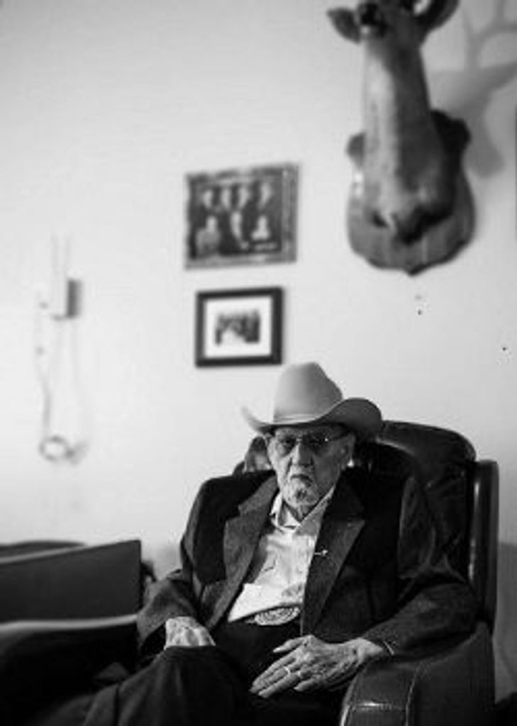 Tomas Leal Sr.