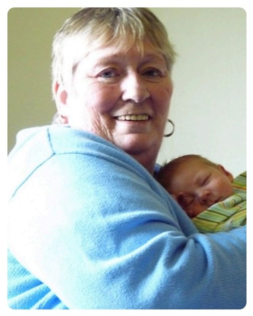 Donna Nadene Sewell (née Hogarth) Profile Photo