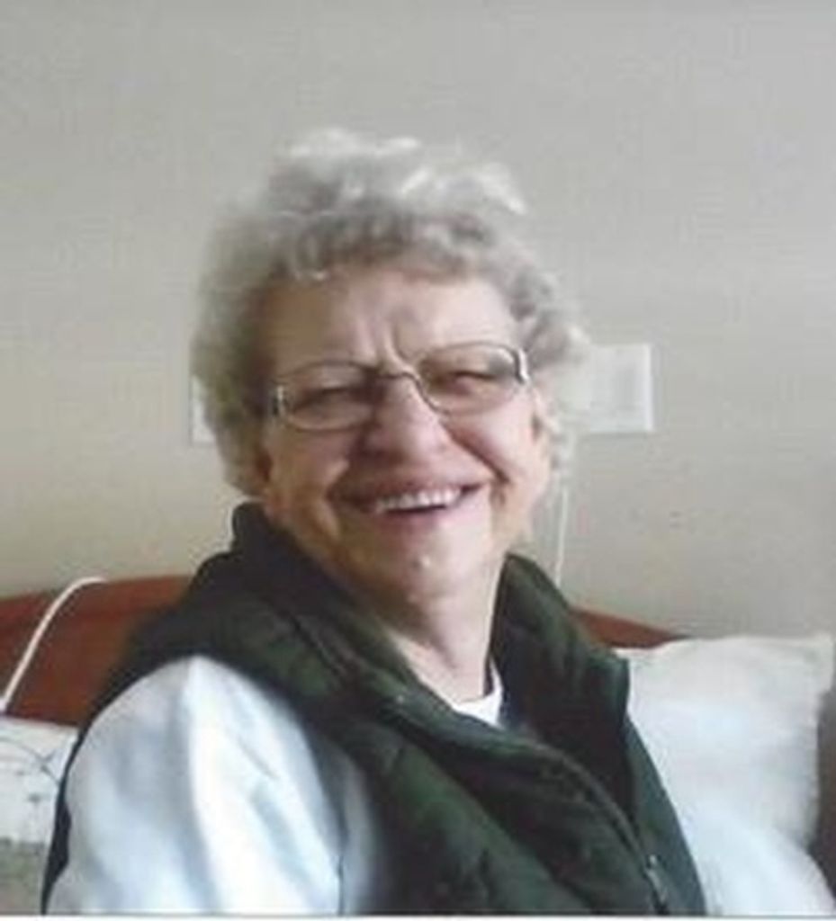 Ellen Emma Marciniak Profile Photo