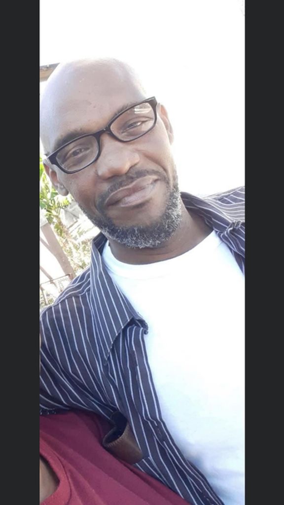 Bobby Lee Miles Profile Photo