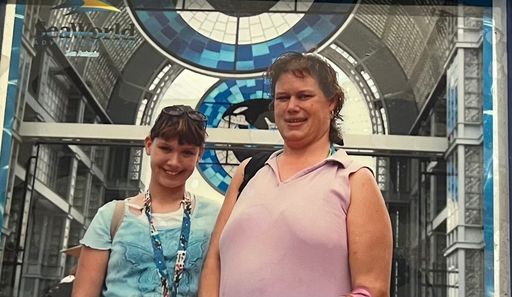 Anna Marie Radde photo gallery thumbnail 17 of 142