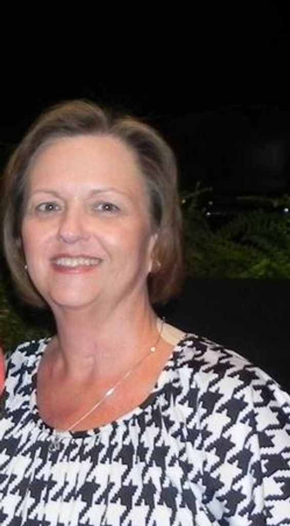 Iris Marcia Vining Profile Photo