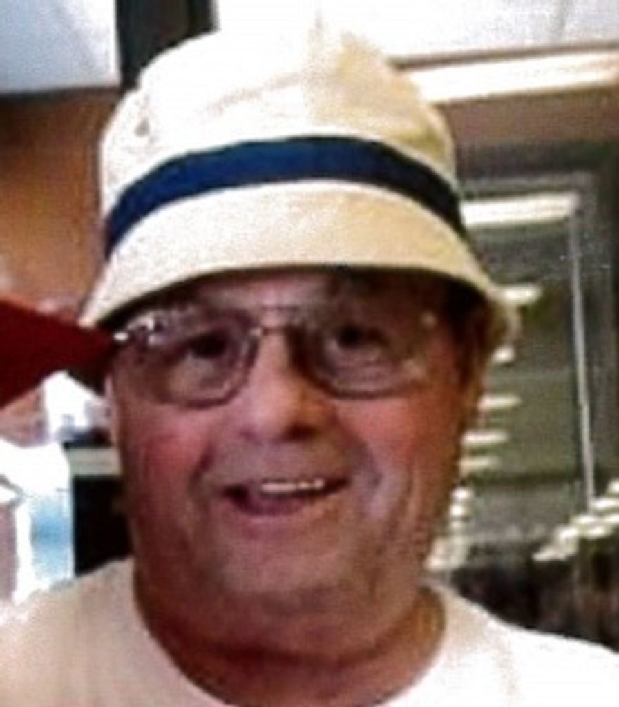 Thomas Hugar Profile Photo