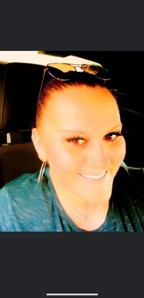 Amanda Perry Jay Profile Photo