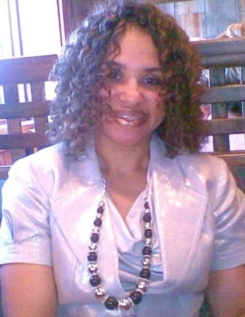 Carolyn Hurst Profile Photo