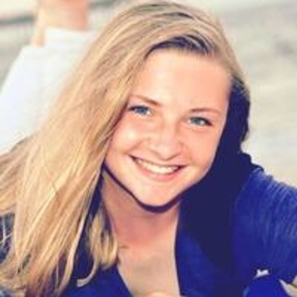 Lauren Elizabeth Bernett Profile Photo