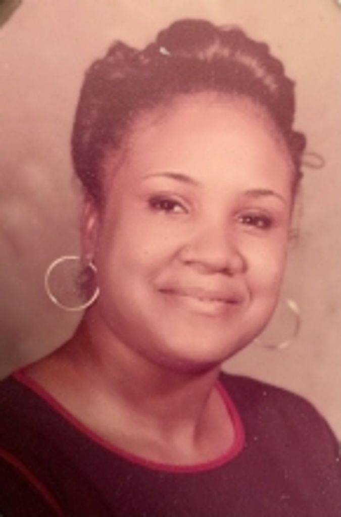 Mrs.Ruthie M Ross