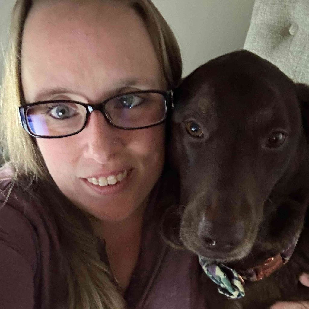 Elizabeth Thomas Profile Photo