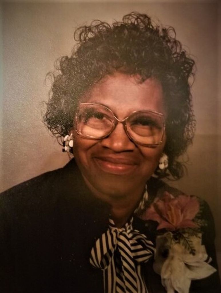 Lesby "Pinko" Lewis